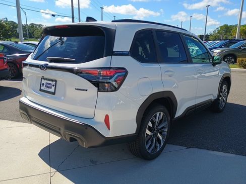 New 2026 Subaru Forester Touring AWD/4WD image 5