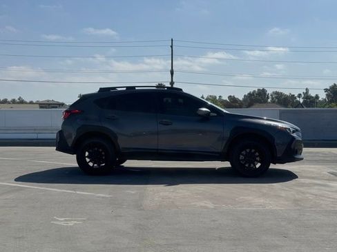 Used 2024 Subaru Crosstrek 2.5i Limited w/ Crosstrek Mirror Package AWD/4WD image 31