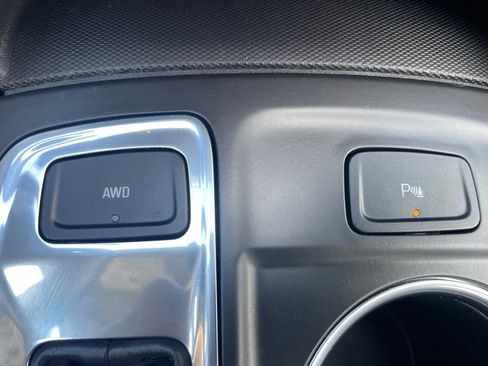 Used 2024 Chevrolet Equinox LT AWD/4WD image 40