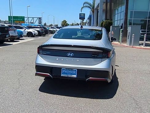 Used 2025 Hyundai Sonata SEL FWD image 7