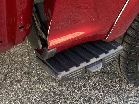 Used 2019 Ford F150 Platinum w/ Equipment Group 701A Luxury image 31