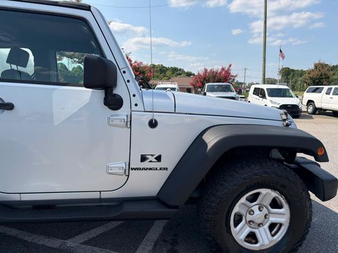 Used 2009 Jeep Wrangler X AWD/4WD image 21