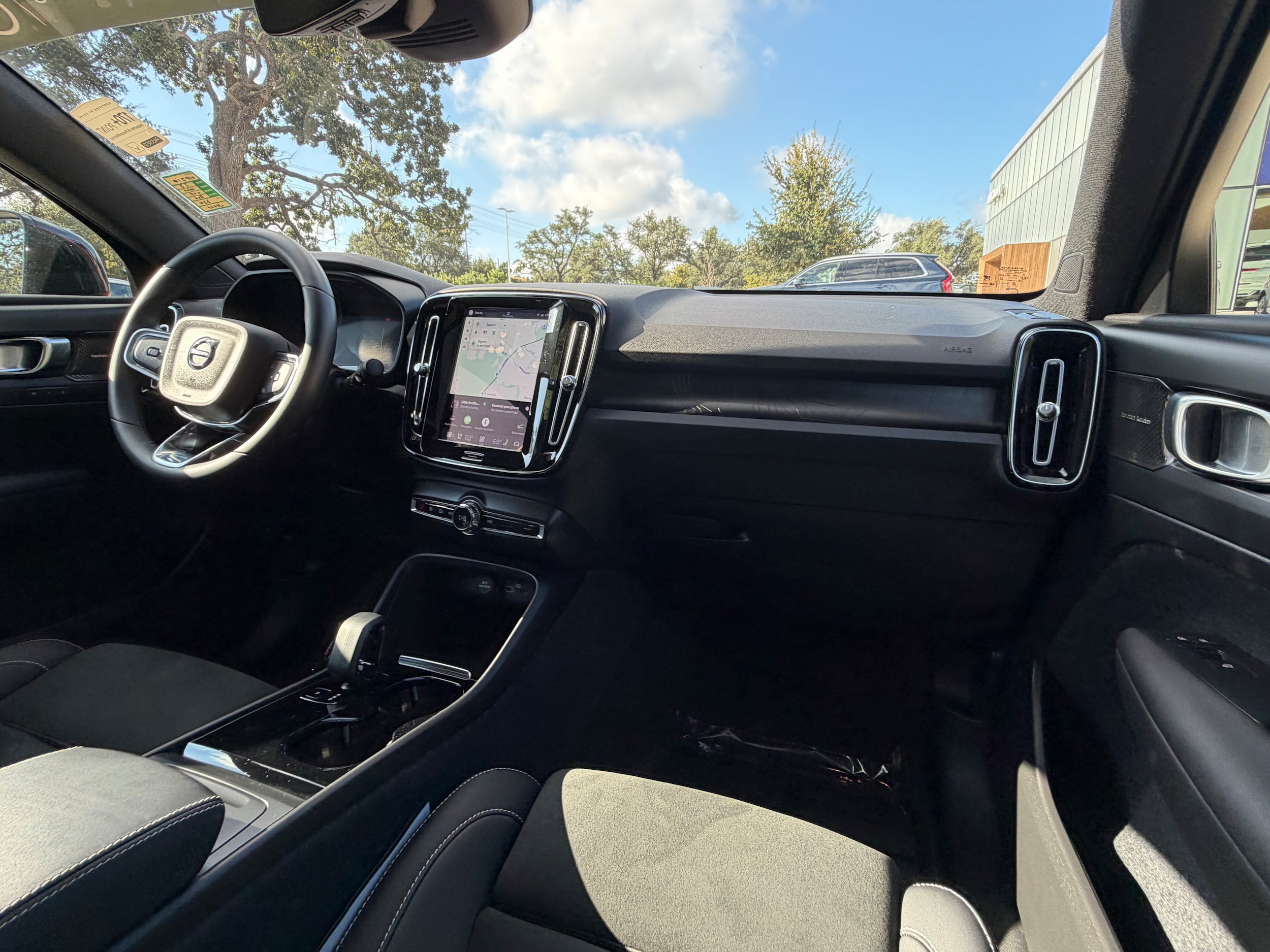 Certified 2023 Volvo C40 P8 Recharge Ultimate AWD/4WD image 13