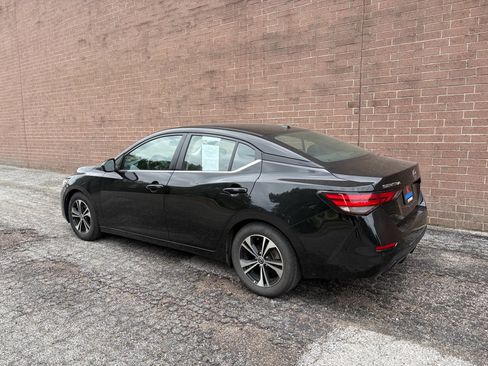 Used 2023 Nissan Sentra SV FWD image 3