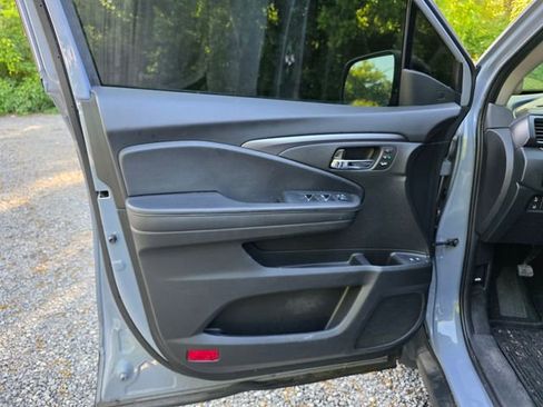 Used 2022 Honda Pilot Special Edition image 16