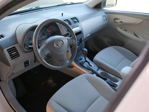 Used 2009 Toyota Corolla LE w/ All Weather Guard Pkg FWD image 40