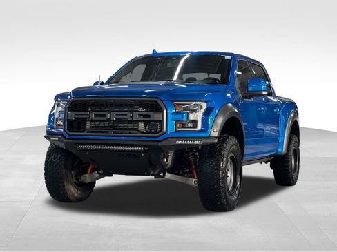 Used 2019 Ford F150 Raptor w/ Equipment Group 802A Luxury image 2