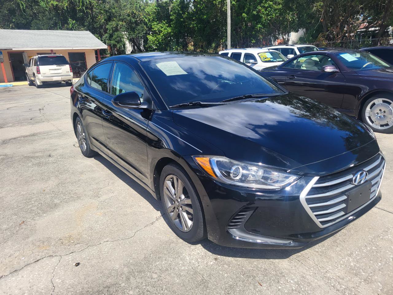 Used 2017 Hyundai Elantra SE FWD image 17