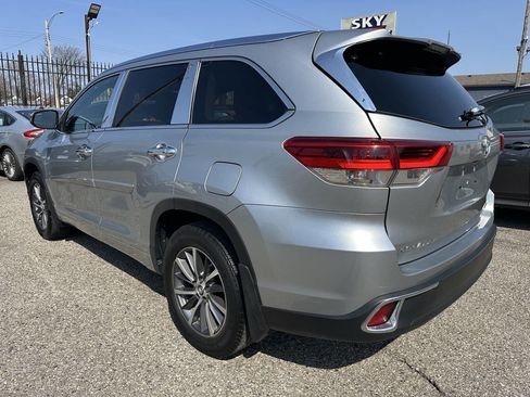 Used 2018 Toyota Highlander XLE image 13