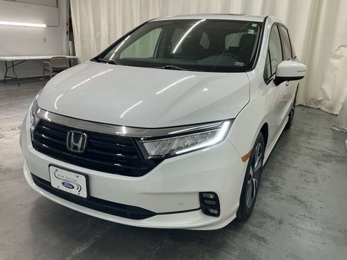 Used 2023 Honda Odyssey Touring image 8