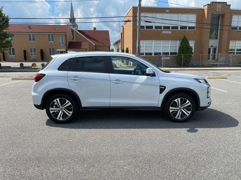 New 2025 Mitsubishi Outlander Sport ES image 4