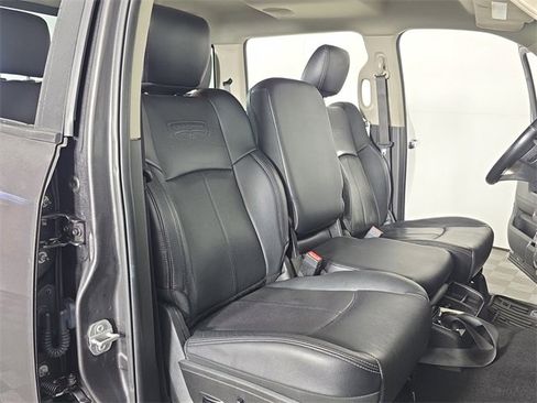 Used 2018 RAM 2500 Laramie image 24