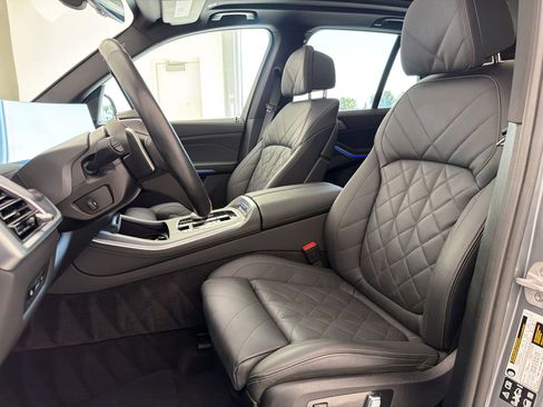 Certified 2026 BMW X5 xDrive40i AWD/4WD image 5