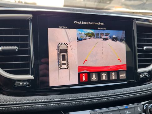 New 2026 Chrysler Pacifica Select FWD image 16