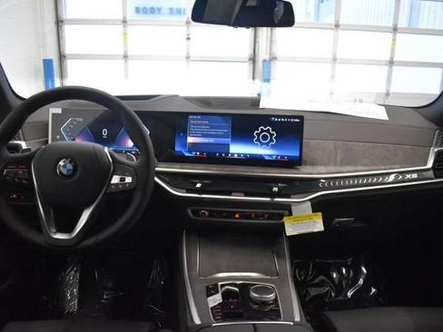 New 2026 BMW X5 xDrive40i w/ Premium Package AWD/4WD image 5