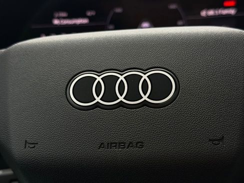 New 2025 Audi Q5 Premium Plus image 25