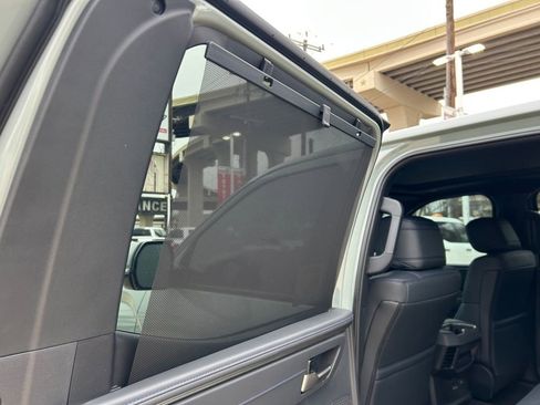 New 2026 Toyota Tundra Platinum AWD/4WD image 17
