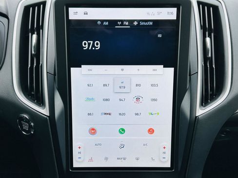 Used 2024 Ford Edge ST-Line image 19