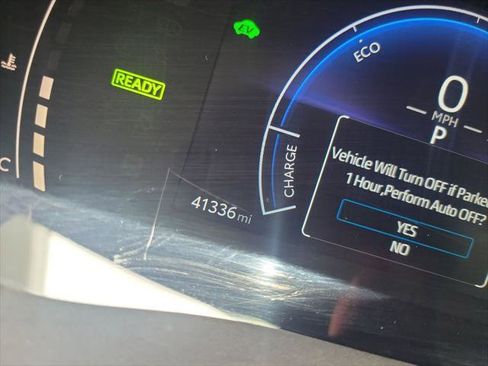 Certified 2025 Toyota Camry LE FWD image 33