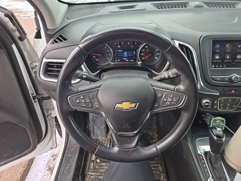 Used 2020 Chevrolet Equinox LT image 14