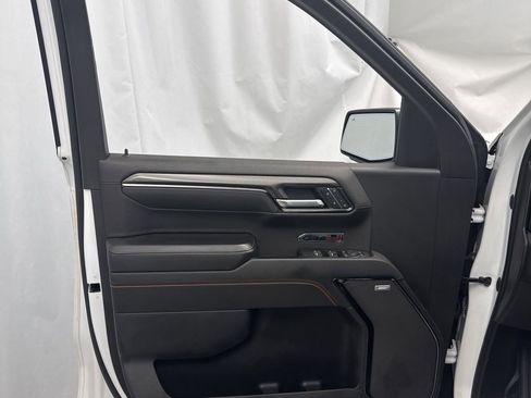 Used 2022 GMC Sierra 1500 AT4 w/ Technology Package AWD/4WD image 14