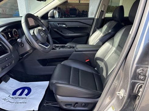 Used 2024 Nissan Rogue SL w/ SL Premium Package AWD/4WD image 10