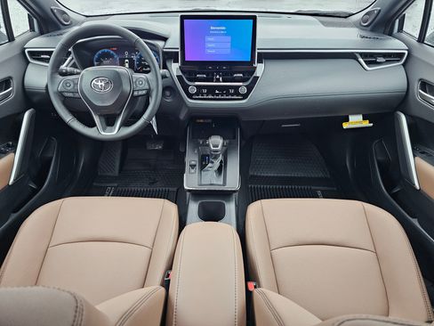 New 2026 Toyota Corolla Cross XLE image 9