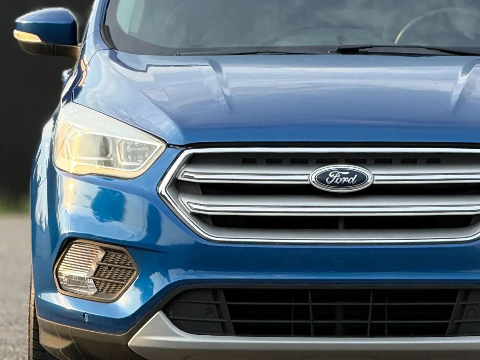 Used 2017 Ford Escape Titanium w/ Equipment Group 301A FWD image 11