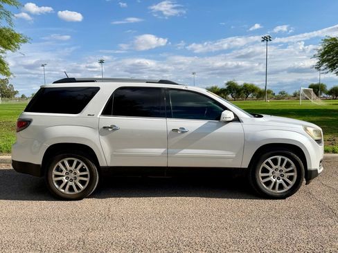 Used 2016 GMC Acadia SLT w/ Premium Edition FWD image 6