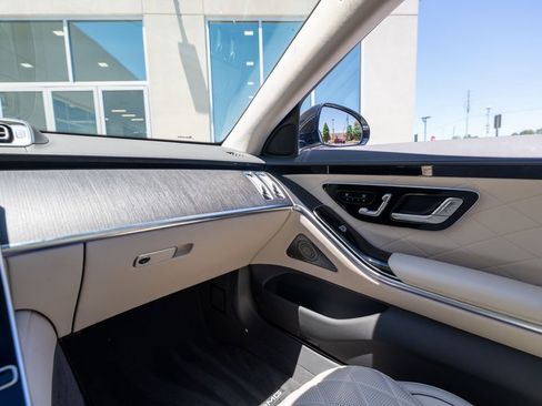 Used 2022 Mercedes-Benz S 580 4MATIC Sedan image 40