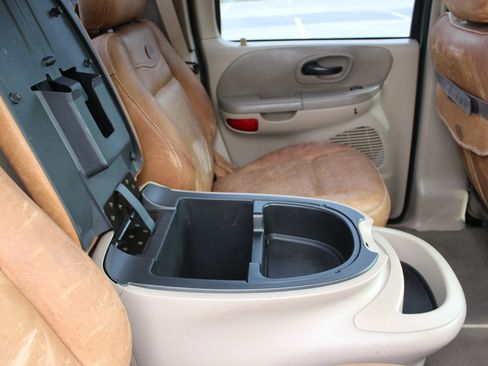 Used 2002 Ford F150 2WD SuperCrew image 25