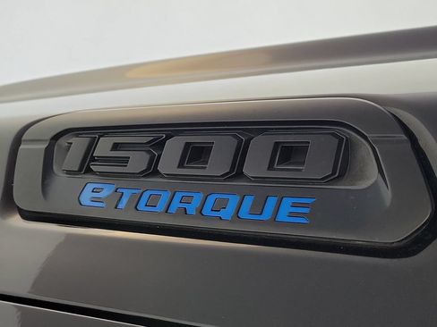 Used 2021 RAM 1500 Big Horn RWD image 9