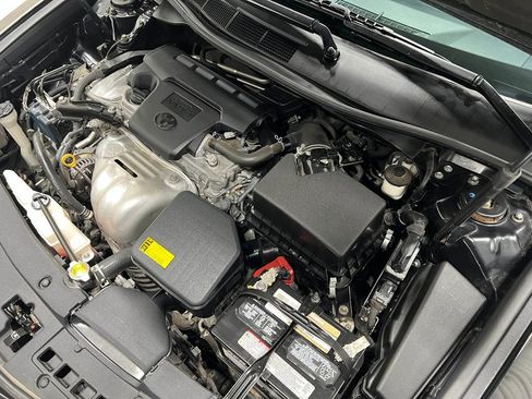 Used 2014 Toyota Camry SE image 26