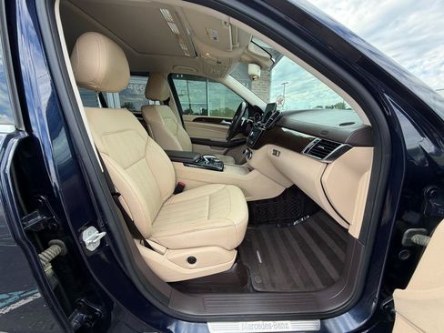 Used 2017 Mercedes-Benz GLS 450 4MATIC w/ Premium Package image 35