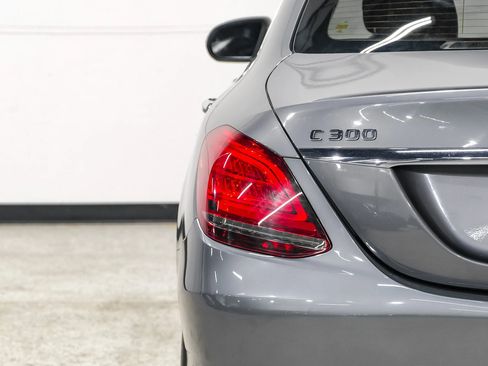 Used 2020 Mercedes-Benz C 300 Sedan image 48