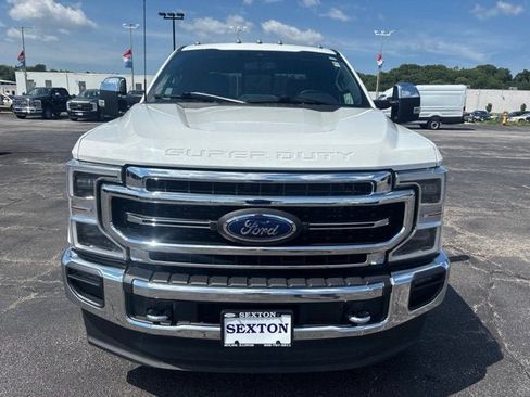 Certified 2022 Ford F250 Lariat w/ Lariat Ultimate Package AWD/4WD image 4