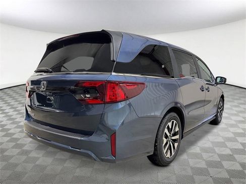 New 2026 Honda Odyssey EX-L image 5