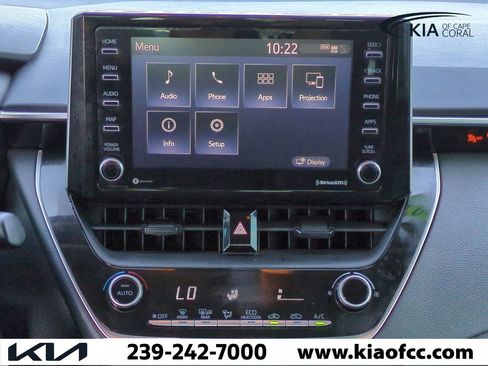 Used 2021 Toyota Corolla LE image 15