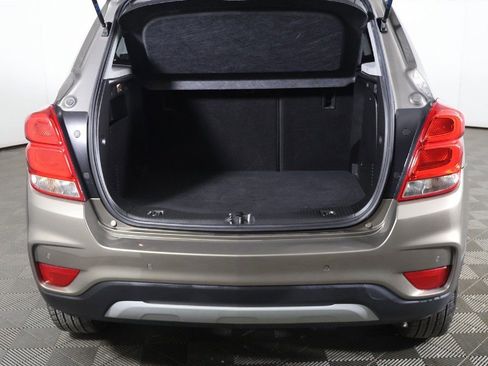 Used 2020 Chevrolet Trax LT w/ Driver Confidence Package image 12