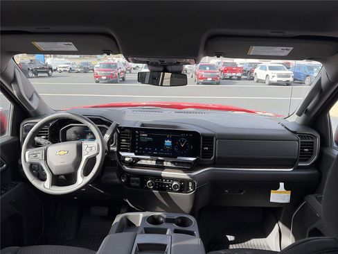 New 2026 Chevrolet Silverado 1500 LT AWD/4WD image 13