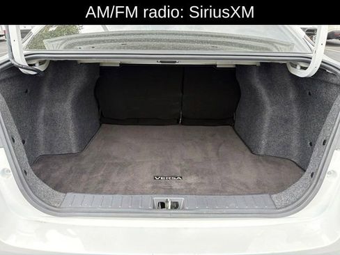 Used 2021 Nissan Versa SR w/ Convenience Package FWD image 11