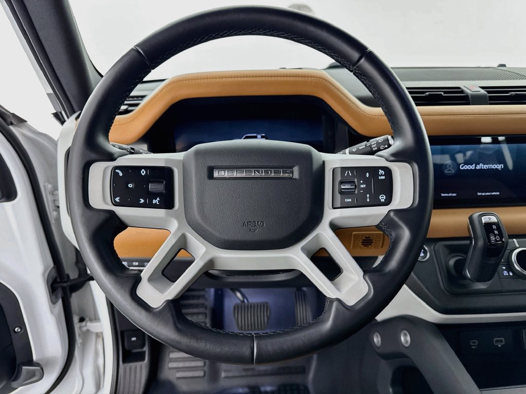 Certified 2024 Land Rover Defender 110 X-Dynamic SE AWD/4WD image 11