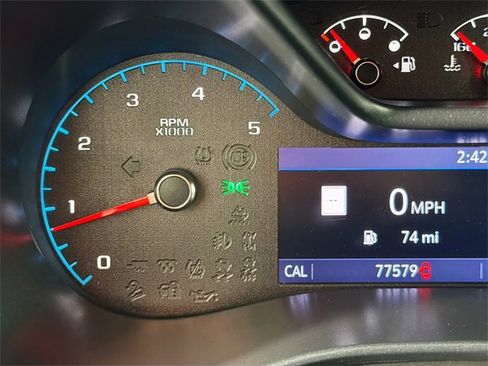 Used 2019 GMC Canyon Denali image 13