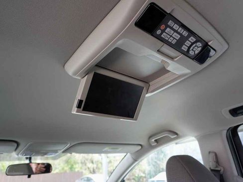 Used 2016 Honda Odyssey SE image 13