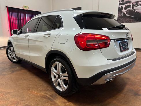Used 2016 Mercedes-Benz GLA 250 GLA 250 image 2