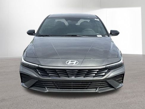 New 2026 Hyundai Elantra Sport FWD image 16