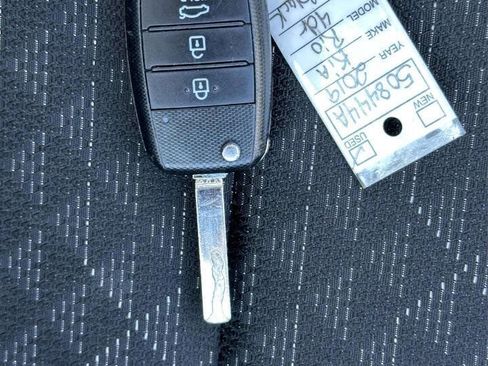 Used 2019 Kia Rio S image 33