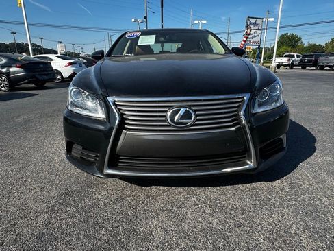 Used 2017 Lexus LS 460 AWD w/ Comfort Package image 5
