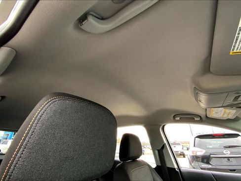Certified 2019 Chevrolet Equinox LT w/ Driver Convenience Package FWD image 13
