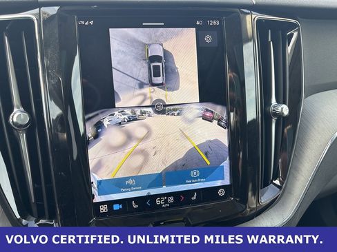 Certified 2025 Volvo XC60 B5 Plus image 19